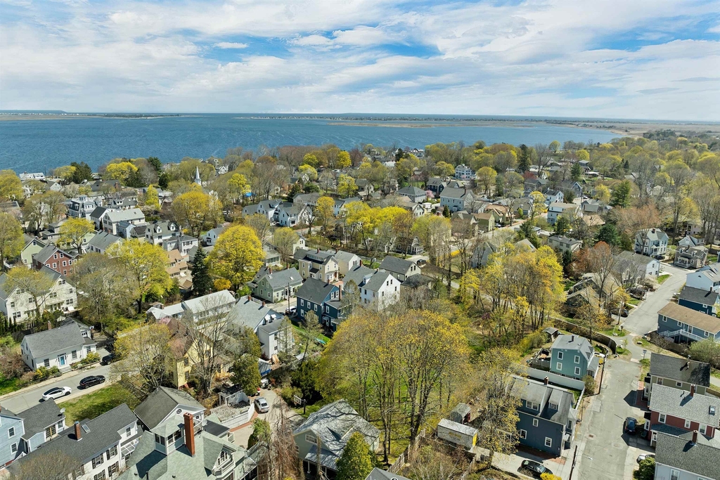 16 Chestnut - Photo 2