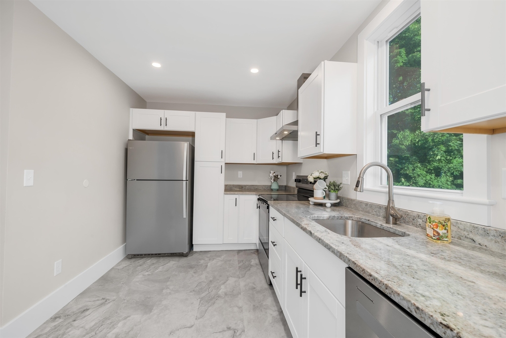 16 Chestnut - Photo 25
