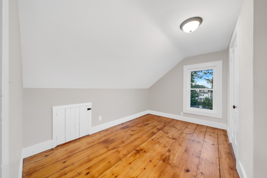 16 Chestnut - Photo 32