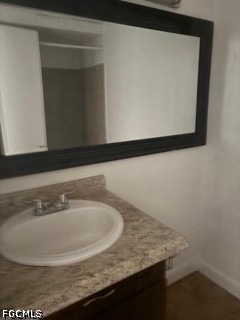 2855 Winkler Avenue - Photo 5
