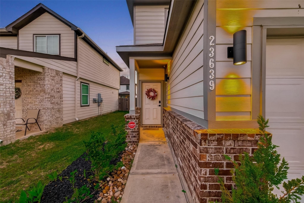 23639 Buttress Root Drive - Photo 4