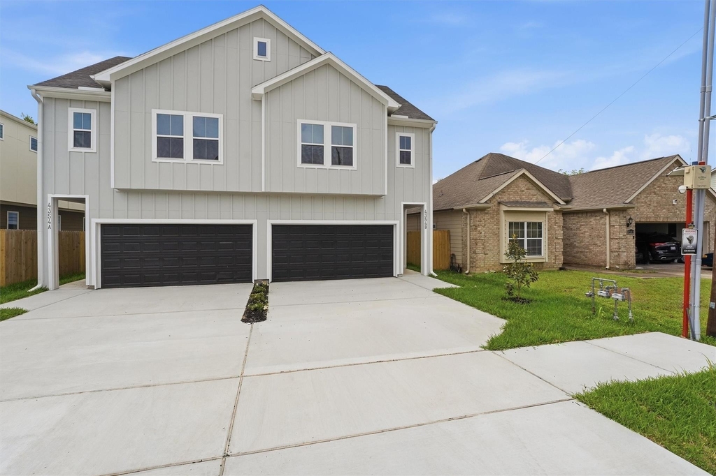 4354 Clover Street - Photo 0