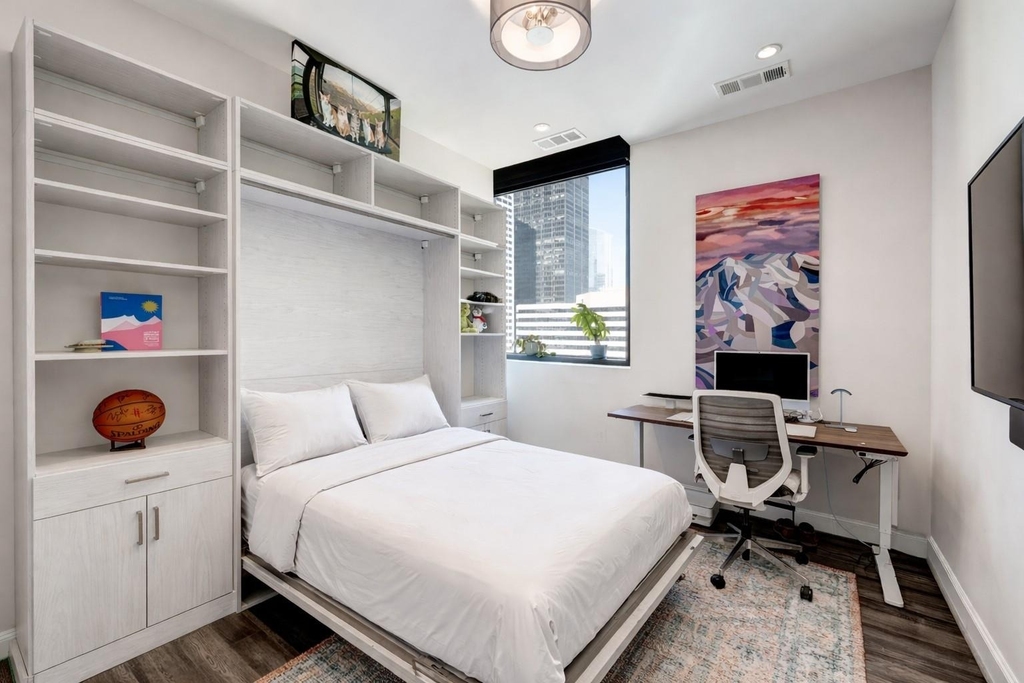 1211 Caroline Street - Photo 8