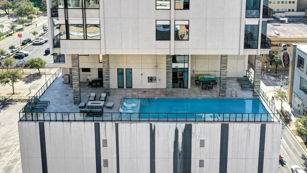 1211 Caroline Street - Photo 25