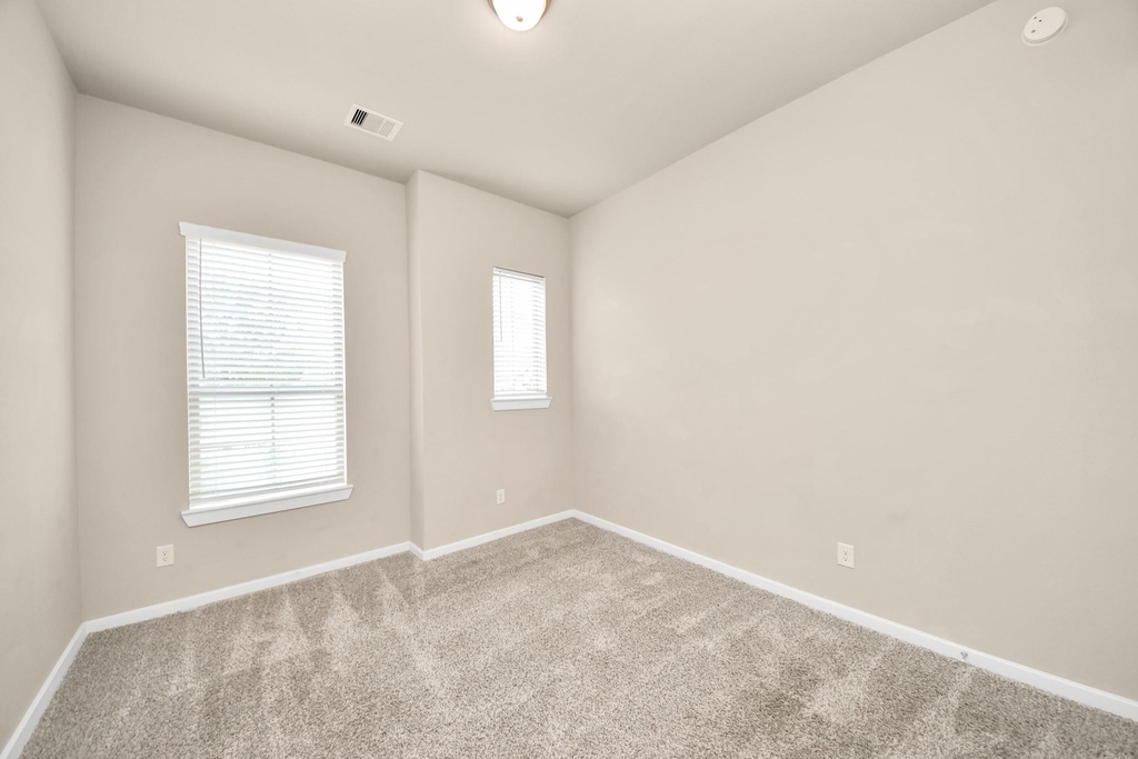 584 Santa Rosa Hills Drive - Photo 20