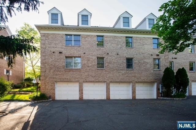 11 S Maple - Photo 18