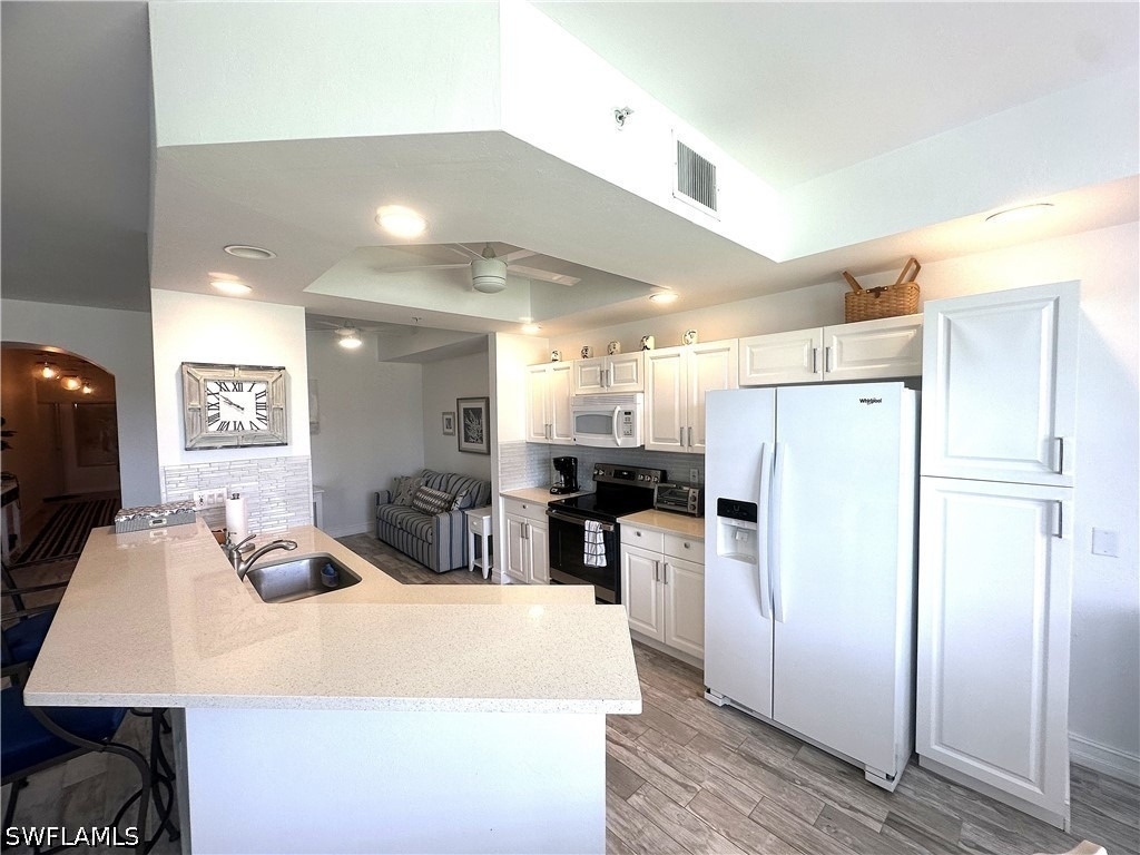2880 Cypress Trace Circle - Photo 9