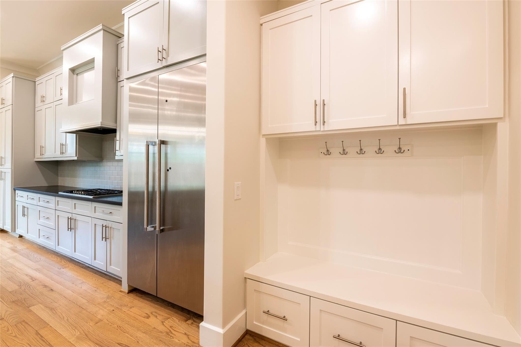 1507 Martin Street - Photo 9