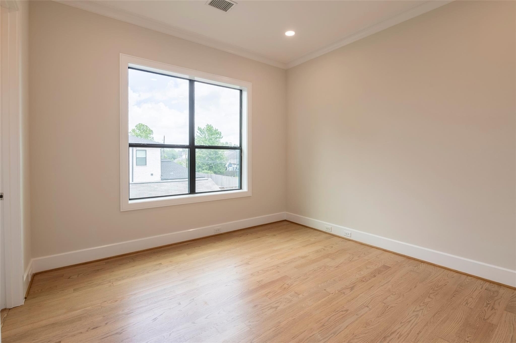 1507 Martin Street - Photo 34