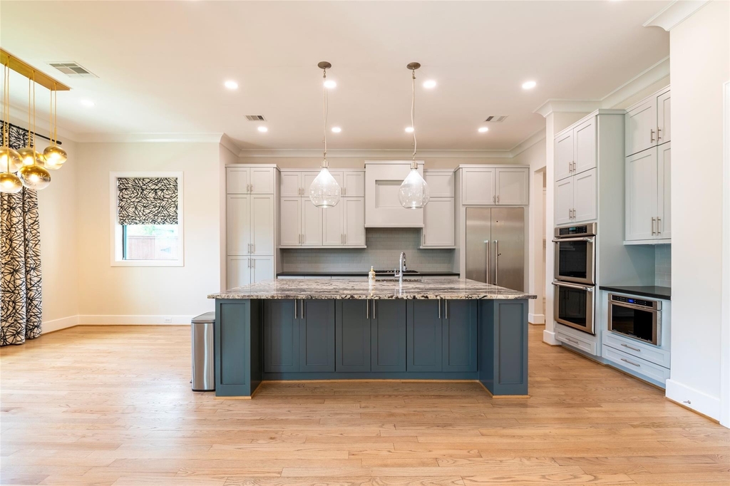 1507 Martin Street - Photo 5