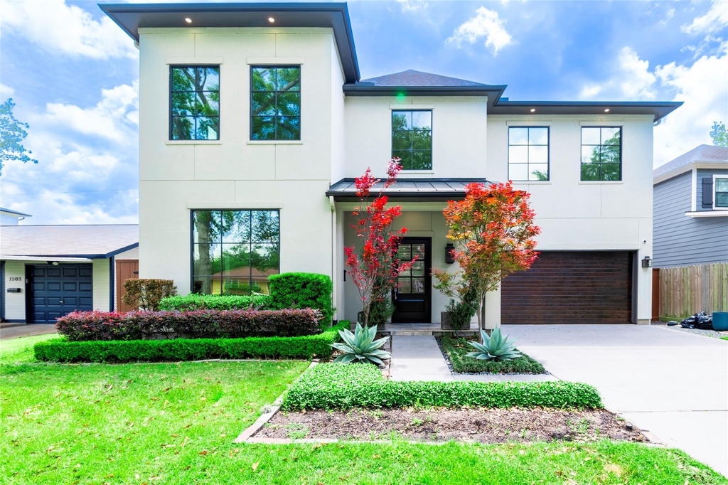 1507 Martin Street - Photo 0