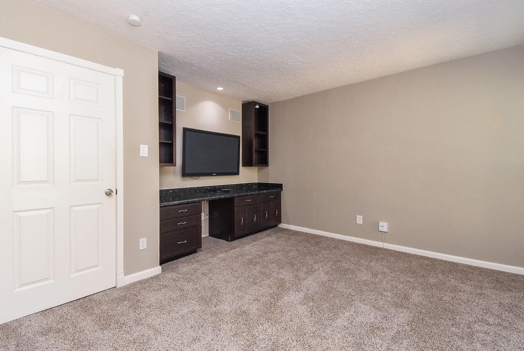 9400 Doliver Drive - Photo 25