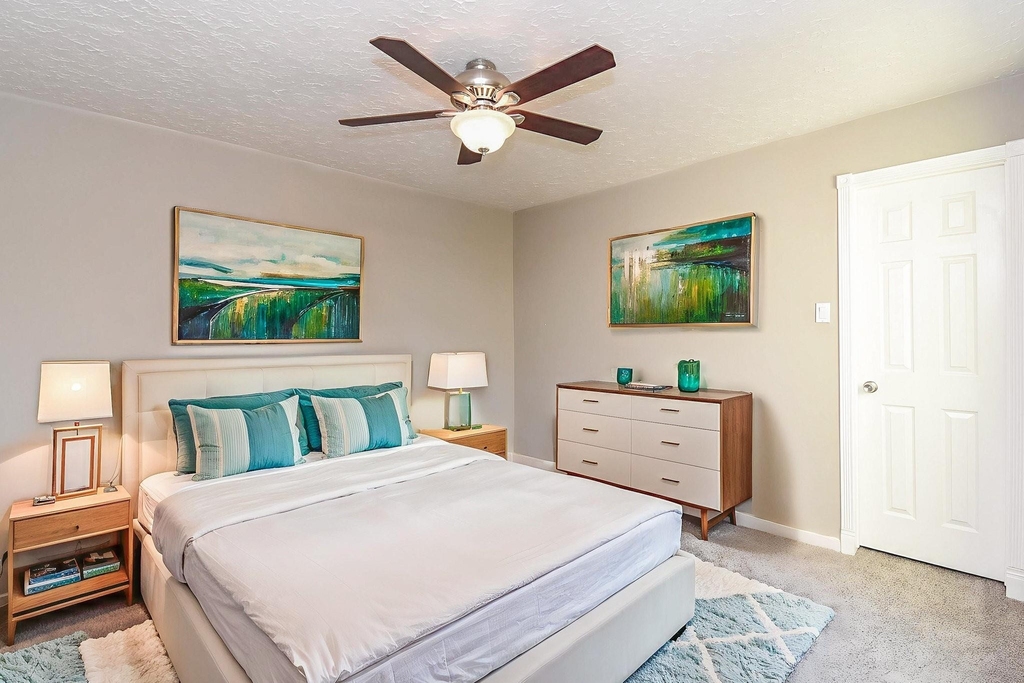 9400 Doliver Drive - Photo 2