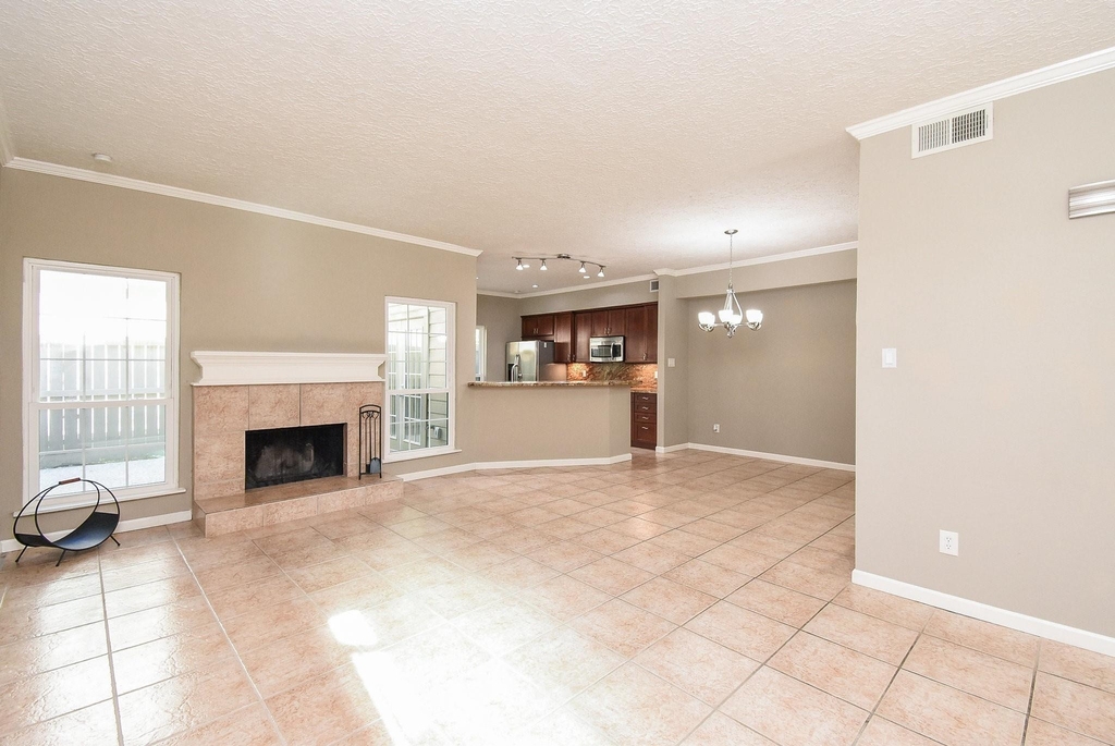 9400 Doliver Drive - Photo 7