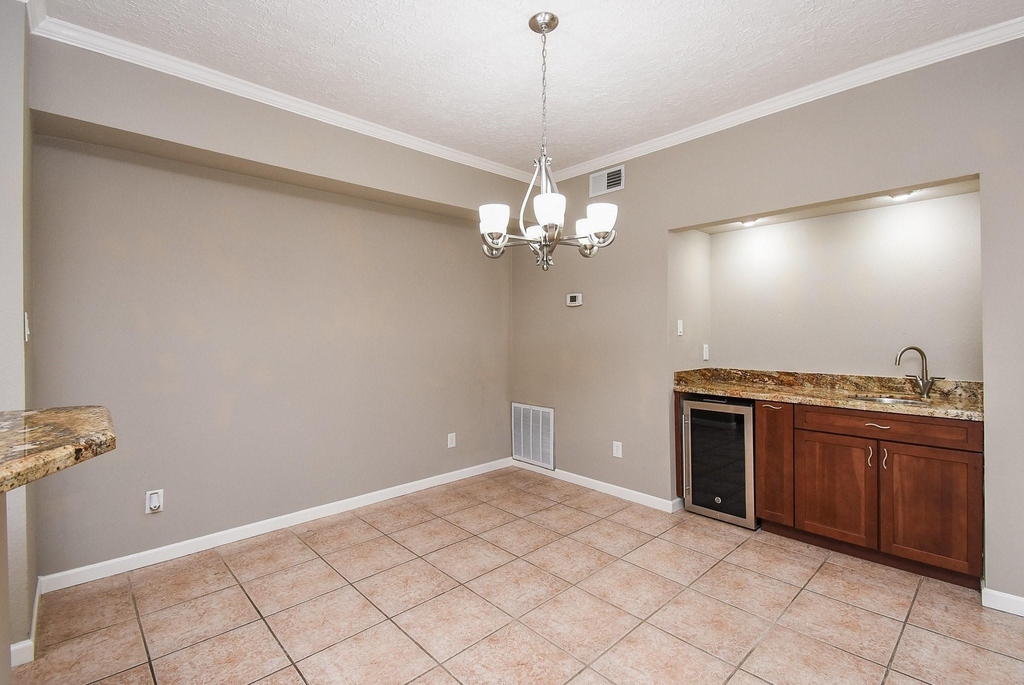 9400 Doliver Drive - Photo 9