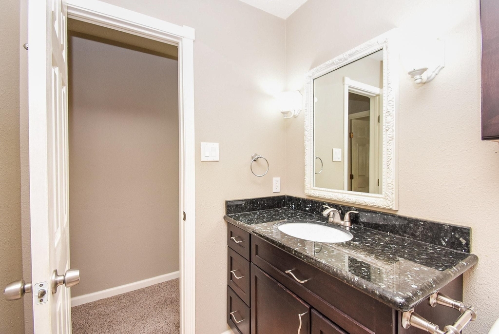 9400 Doliver Drive - Photo 34