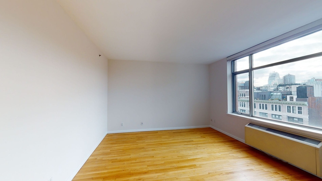 120 W. 21st - Photo 3