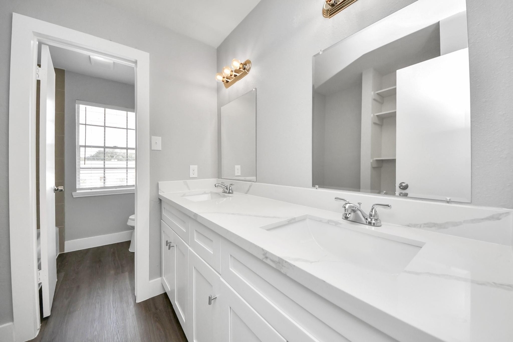 15423 Ridingwood Drive - Photo 31