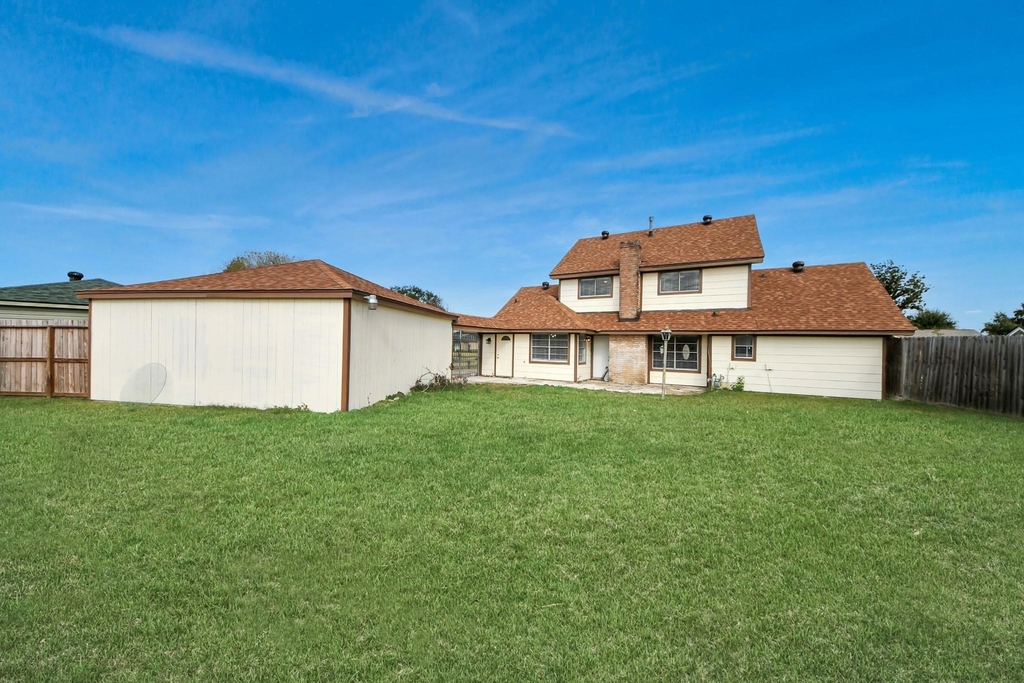 15423 Ridingwood Drive - Photo 35