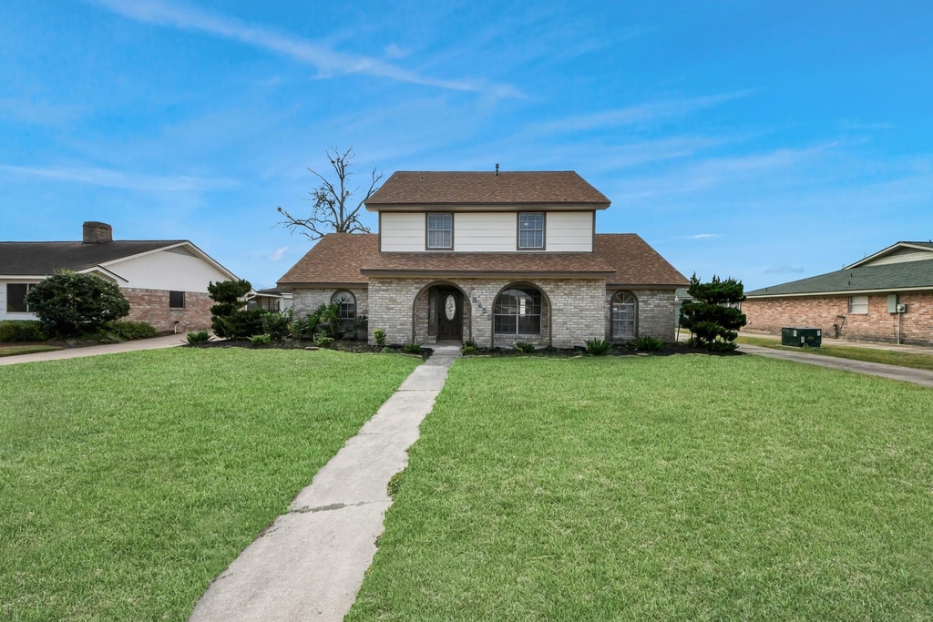 15423 Ridingwood Drive - Photo 4