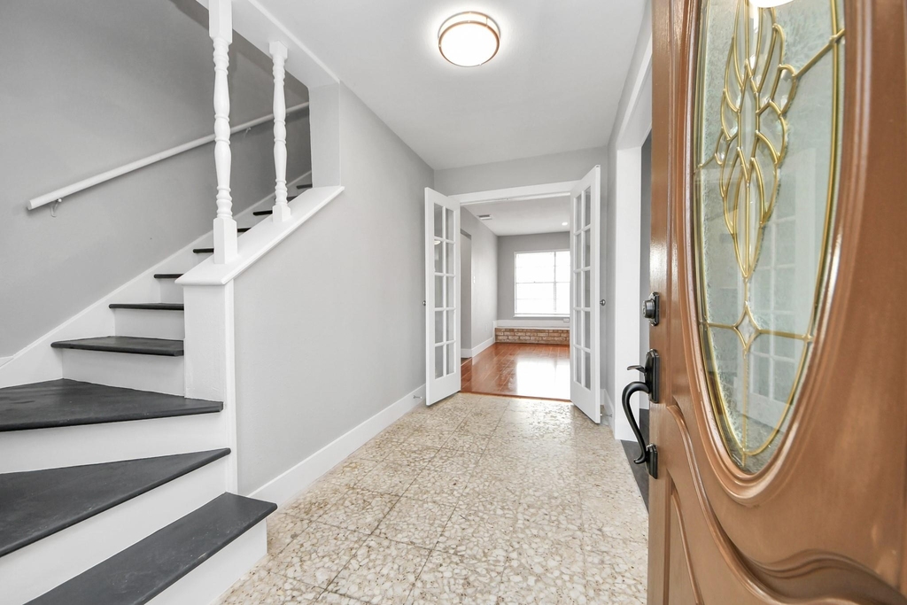 15423 Ridingwood Drive - Photo 5