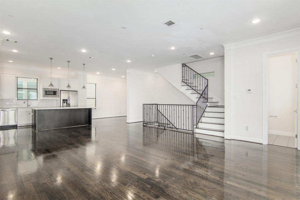 1508 Johnson Street - Photo 12