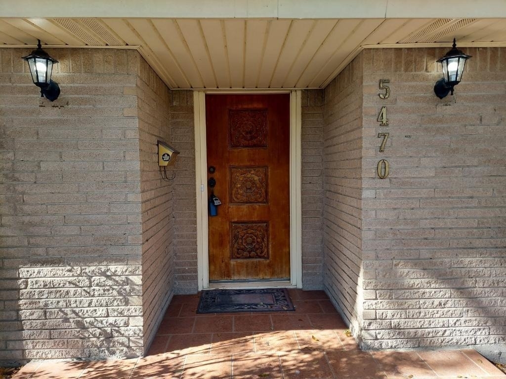 5470 Carew Street - Photo 1