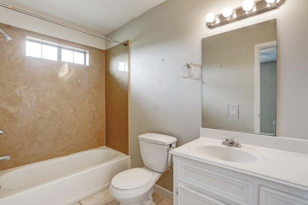 330 6th Street - Photo 10