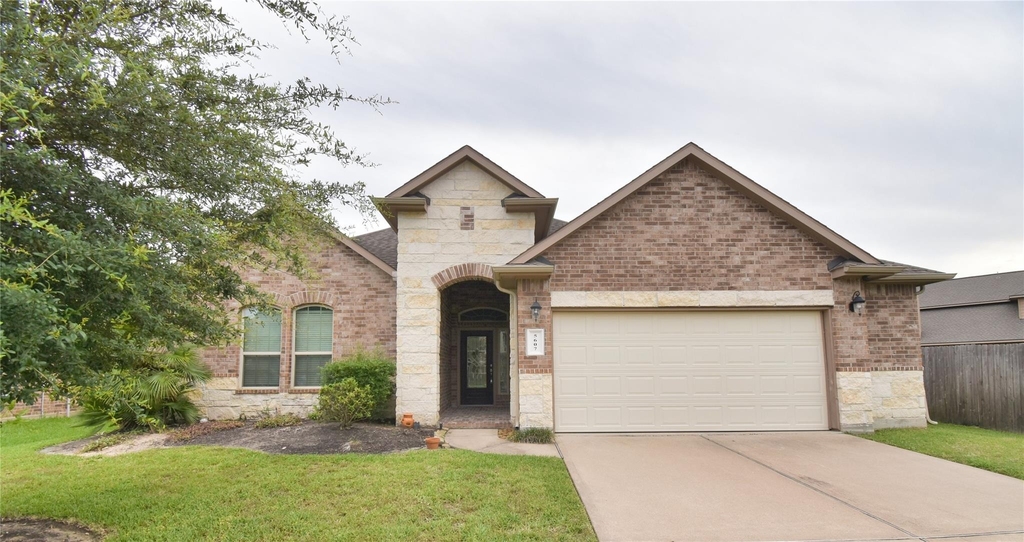 5607 S Denham Ridge Lane - Photo 0