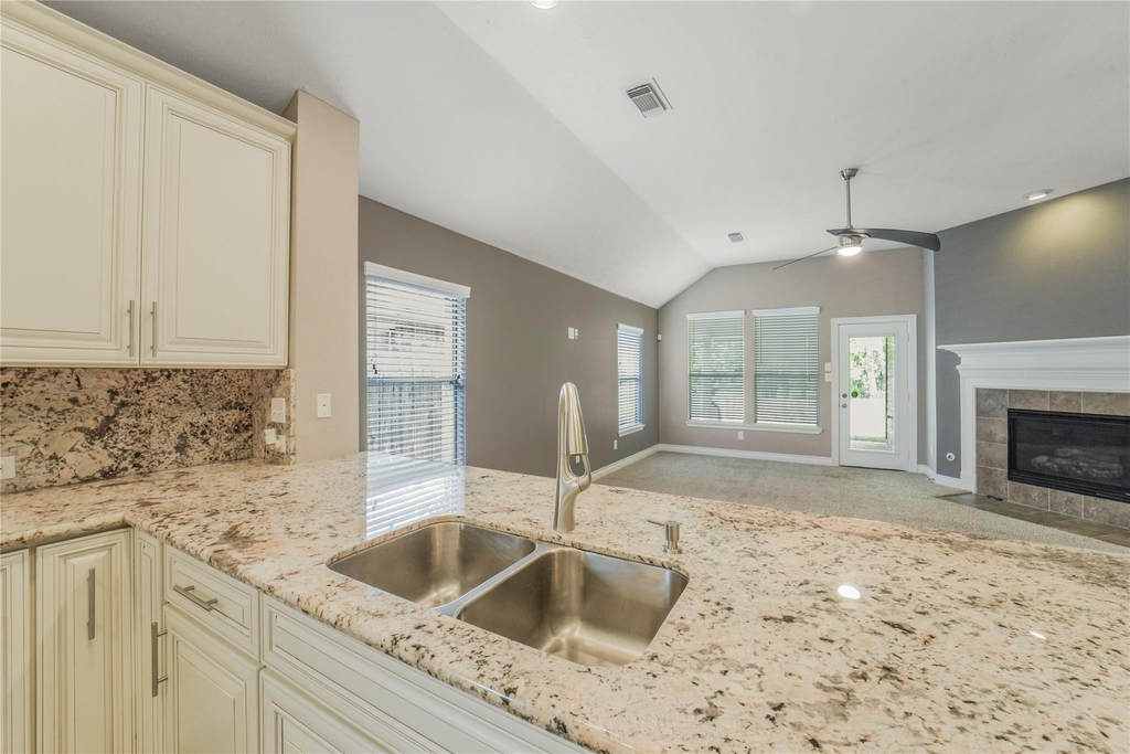 13715 Cypresswood Crossing Boulevard - Photo 15