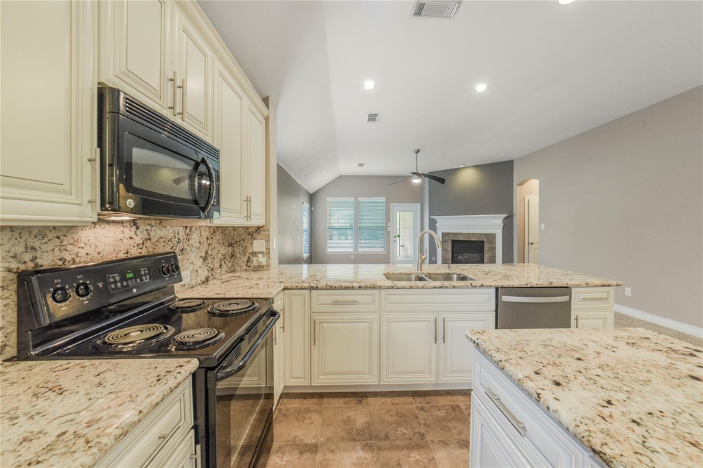 13715 Cypresswood Crossing Boulevard - Photo 11