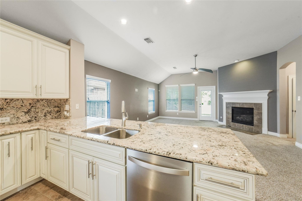 13715 Cypresswood Crossing Boulevard - Photo 9
