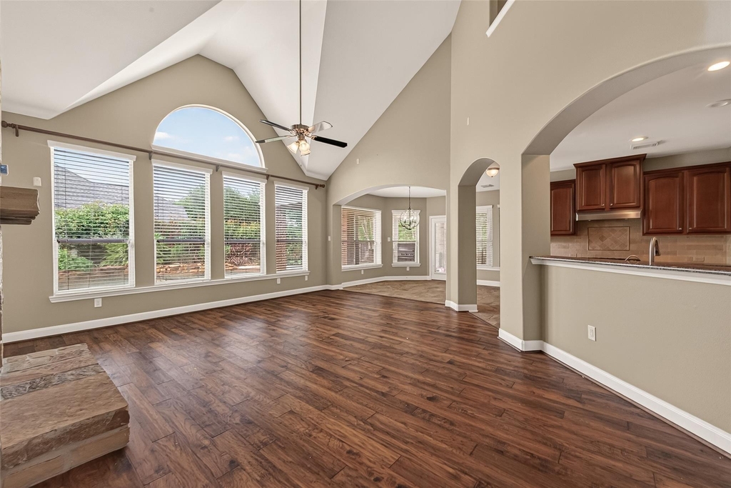 28602 Hayden Park Drive - Photo 6