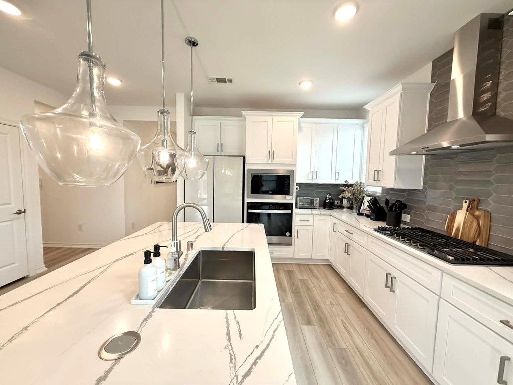 1301 Tan Gable Ln - Photo 6