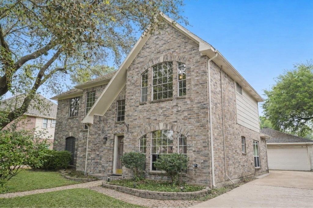 16322 Battlecreek Drive - Photo 1