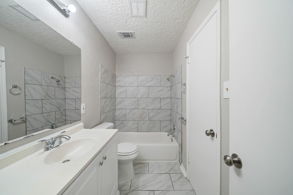 13464 Castilian Drive - Photo 18