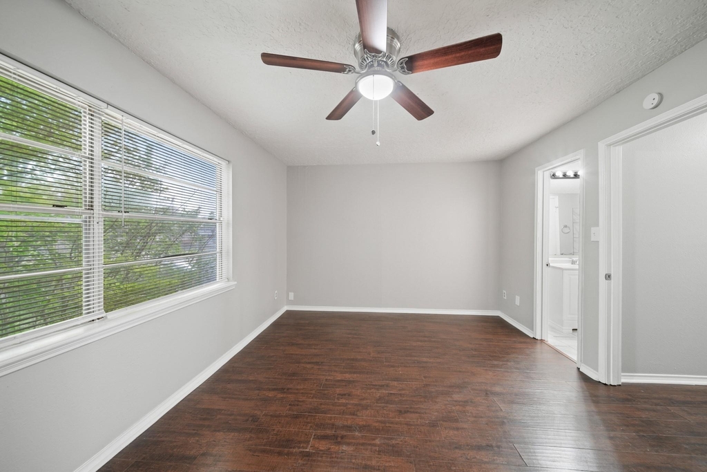 13464 Castilian Drive - Photo 17
