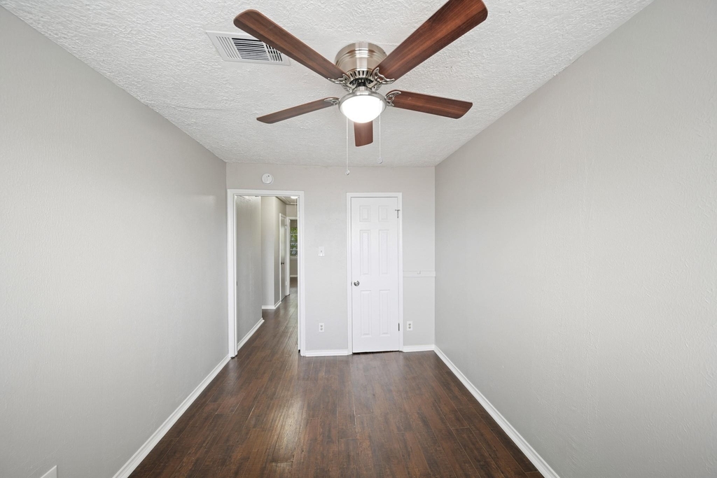 13464 Castilian Drive - Photo 20