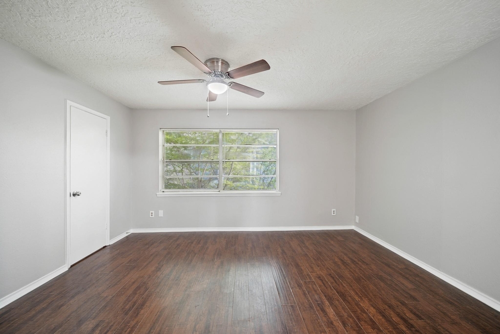 13464 Castilian Drive - Photo 16