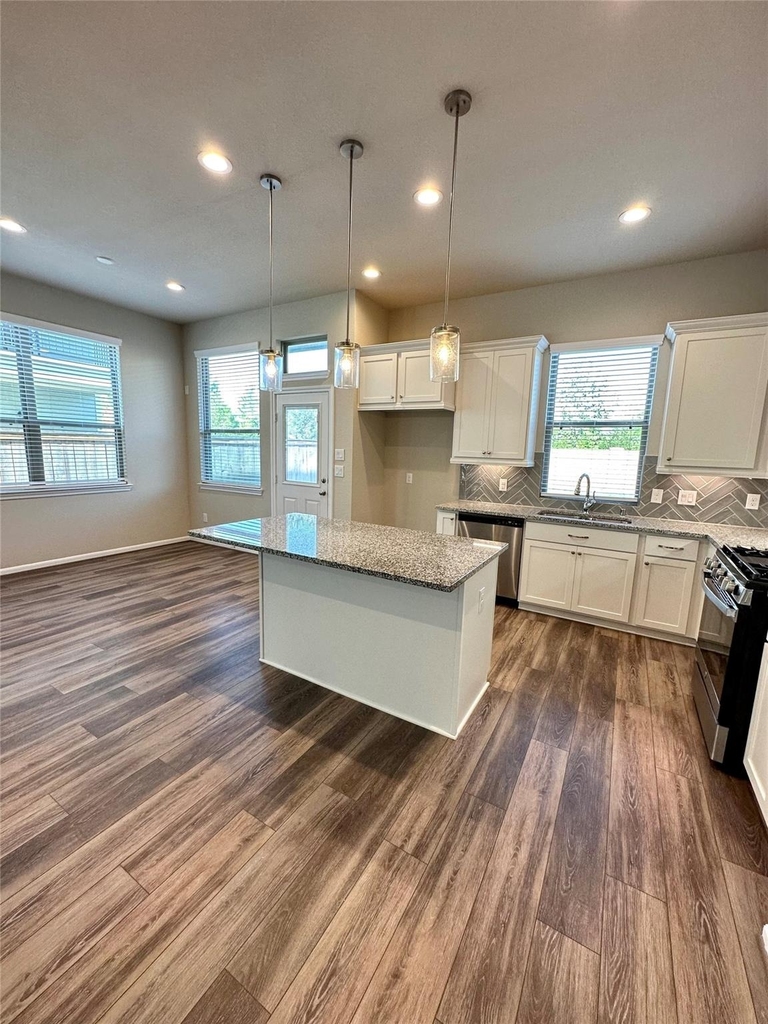16215 Northern Cardinal Lane - Photo 10
