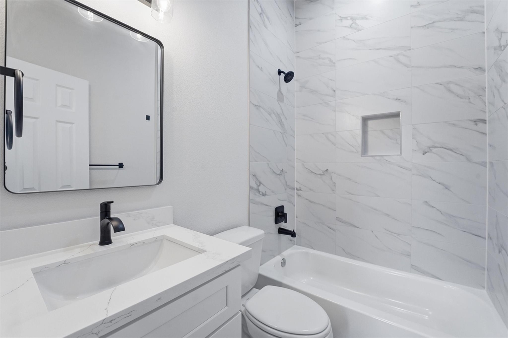 4354 Clover Street - Photo 8