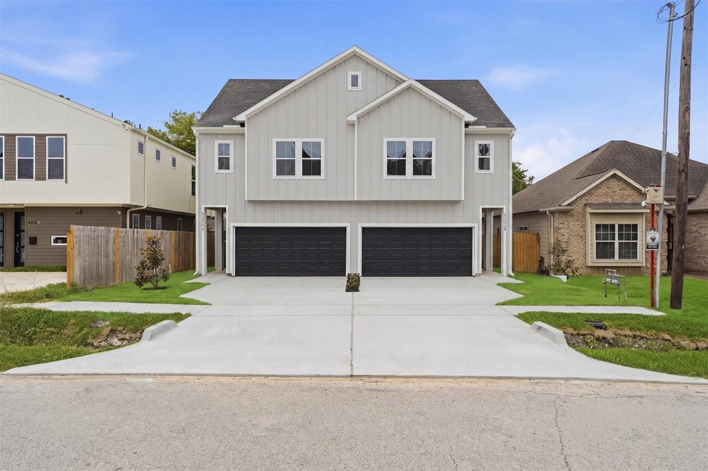 4354 Clover Street - Photo 0