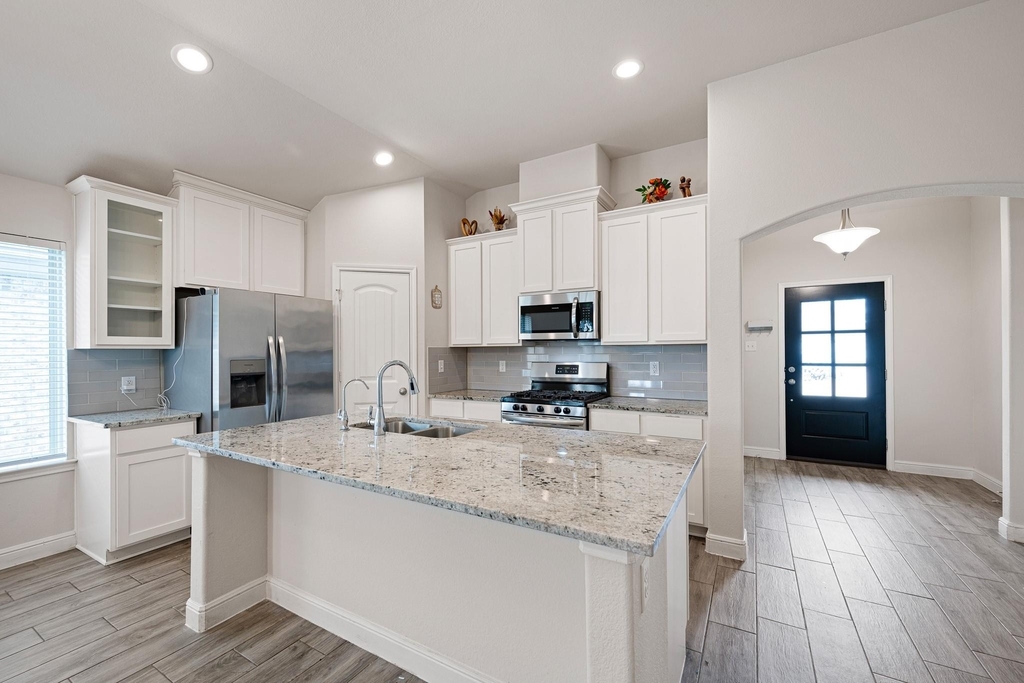 5315 Latigo Court - Photo 9