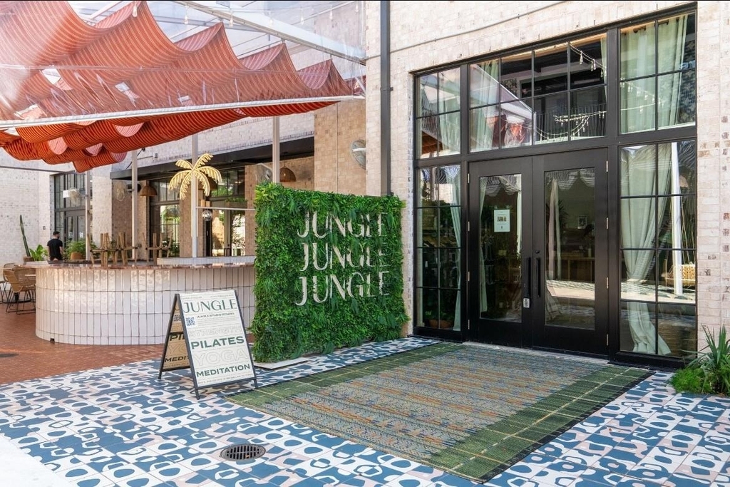 422 W 9th Street - Photo 29