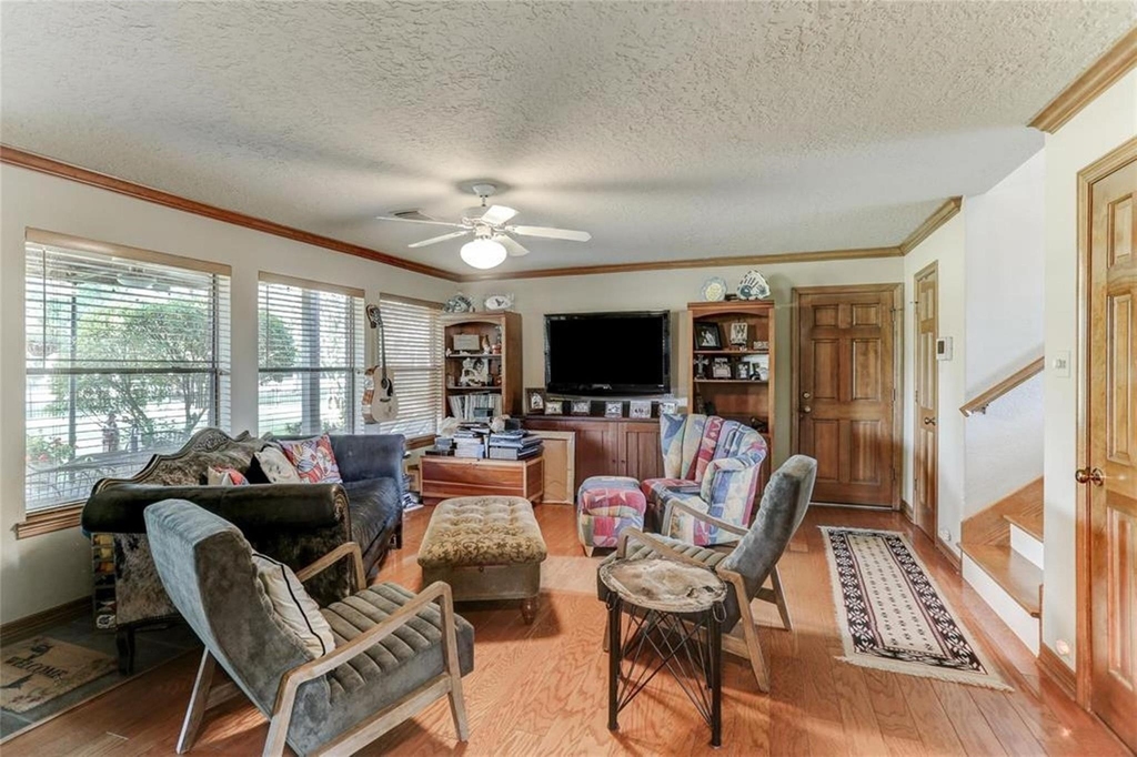 1706 Country Squire Drive - Photo 21