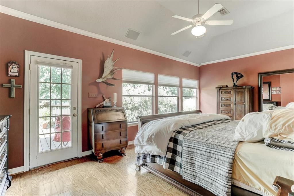 1706 Country Squire Drive - Photo 18