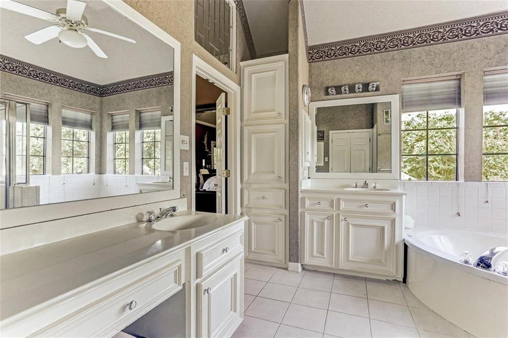 1706 Country Squire Drive - Photo 20