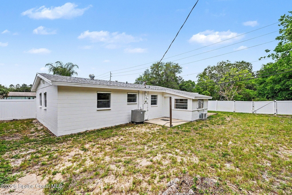 3960 Barcelona Street - Photo 14
