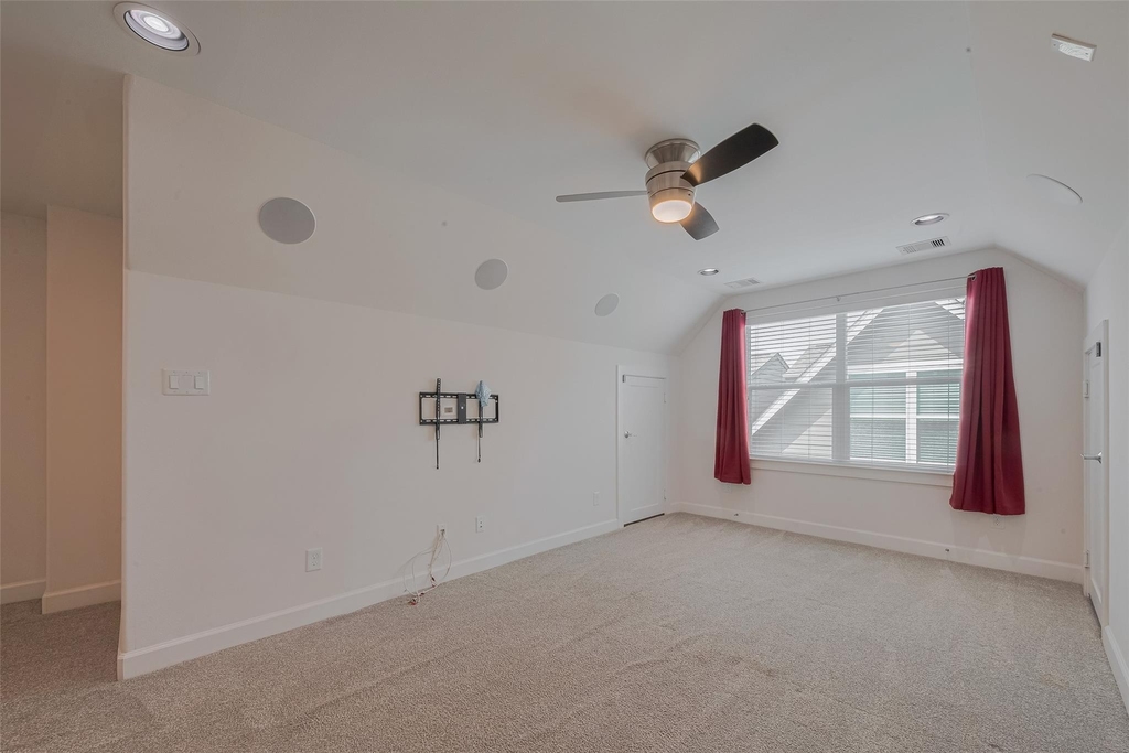 854 W 20th Street - Photo 29
