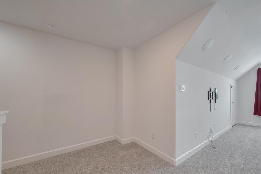 854 W 20th Street - Photo 26